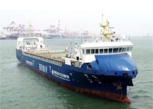 ساخت نخستین کشتی برقی کانتینری چین